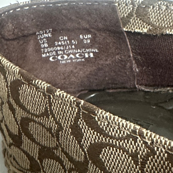 Coach signature jacquard espadrille flats. Brown Espadrille, Soft padded in sole - Picture 10 of 10